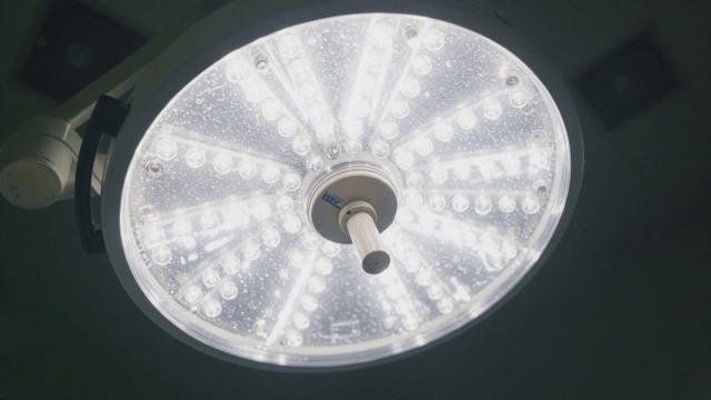 Bright surgical light in an operating room