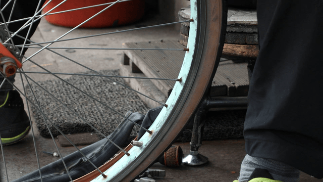 Repairing a bicycle tire