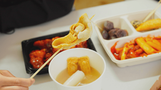Korean street foods with fish cakes and tteokbokki