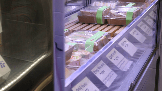 Display of packaged sandwiches in a store