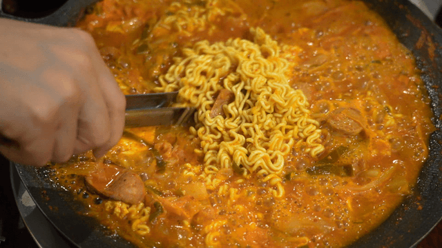 Budaejjigae with added ramen noodle