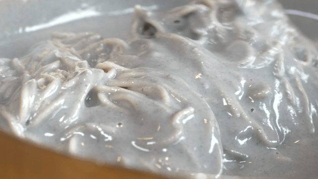 Mixed buckwheat noodles with black bean sauce