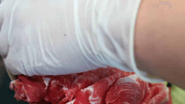 Napa cabbage and beef slices prepared in a pot