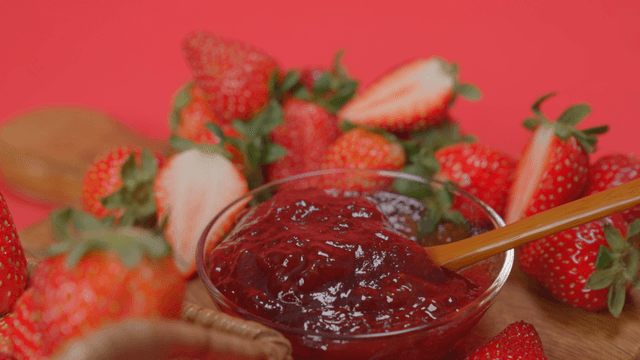 Fresh strawberries and strawberry jam