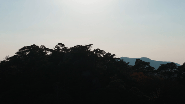 Landscape of sunlit high peaks