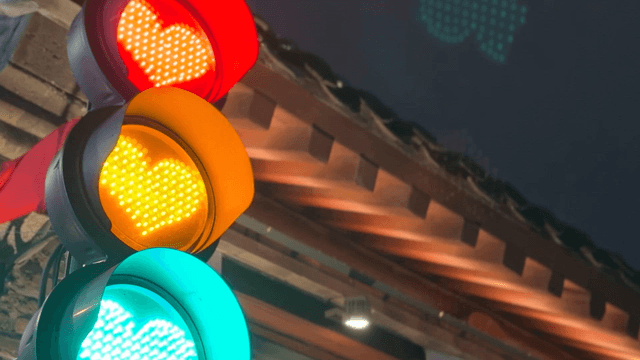 Traffic light with heart-shaped signals