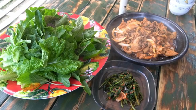 Korean stir-fried pork with fresh vegetables