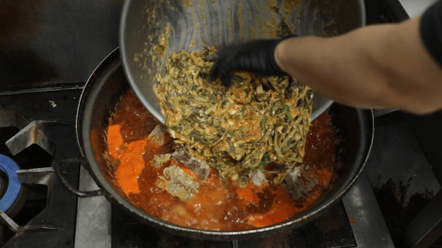 Vegetables added to pork back-bone soup
