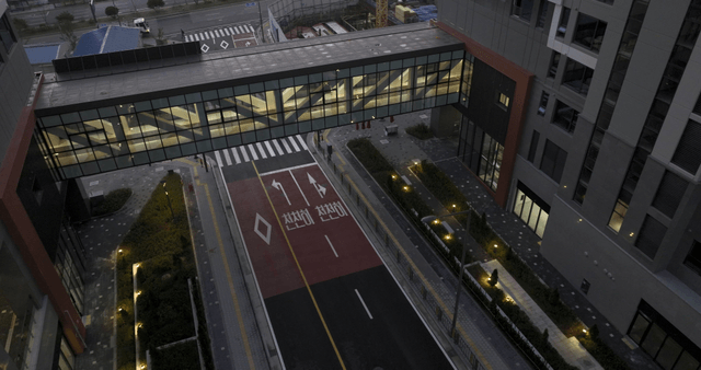 Modern building with a sky bridge