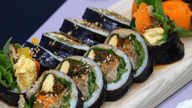 Gimbap filled with various ingredients