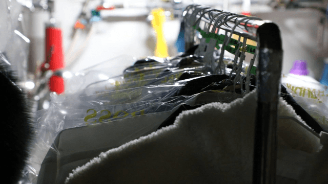 Clothes hangers with numbered tags