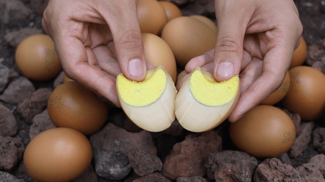 Halved baked maekbanseok egg