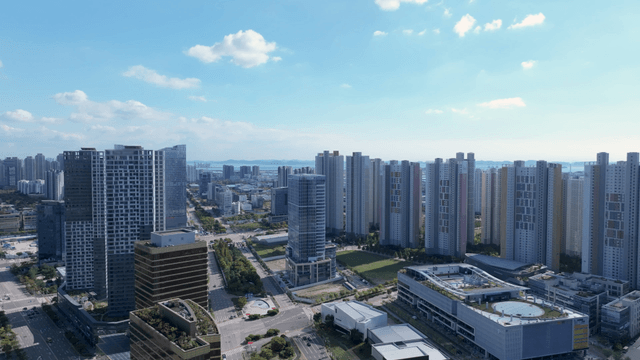 Modern cityscape with tall buildings