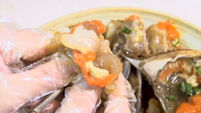 Freshly prepared Soy Sauce Marinated Crab