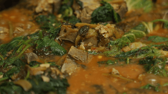Pork back-bone soup with vegetables and meat