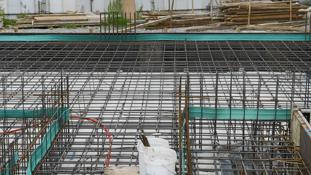 Construction site with metal framework