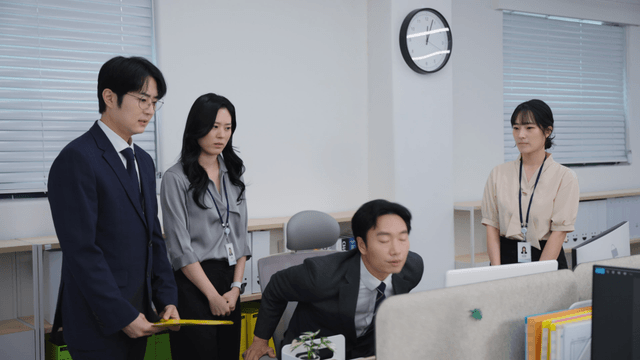 Office gossip among coworkers