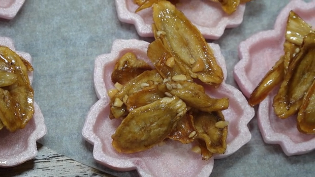 Traditional Korean dessert preparation