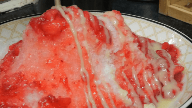 Strawberry shaved ice with condensed milk