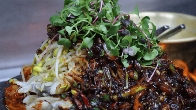 Spicy stone plate cod piled like a mountain