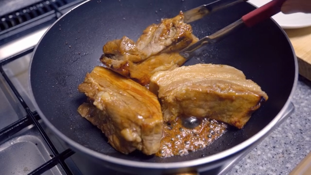 Pork marinated in seasoning