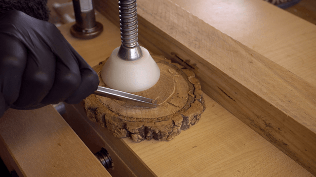 Wood carving process using a chisel