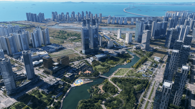 Cityscape where river meets the sea