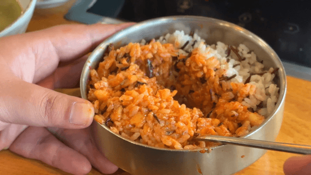 Jeju seaweed rice mixed with spicy seasoning