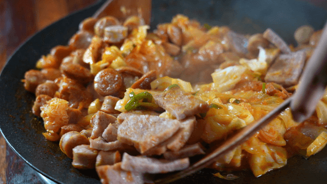 Sausage and cabbage stir-fry