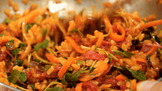 Yukhoe bibimbap mixed with fresh vegetables