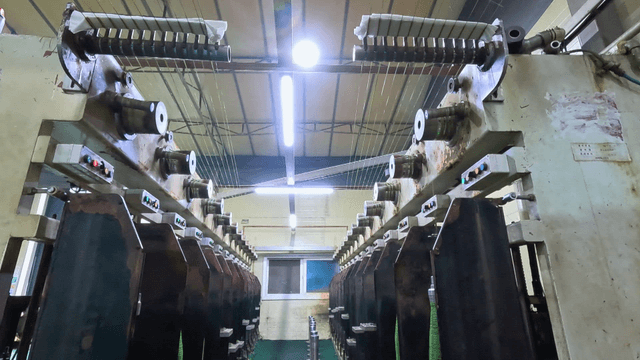 Factory with aligned textile machines