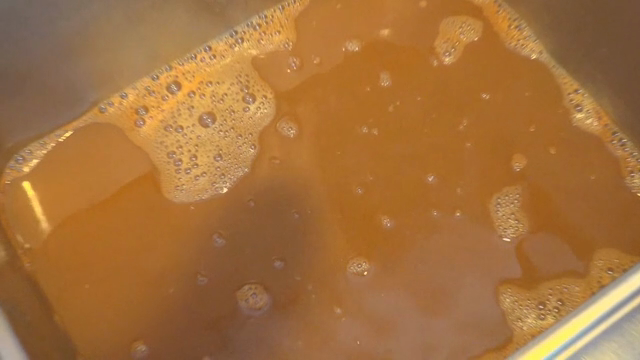 Straining vegetables for broth preparation