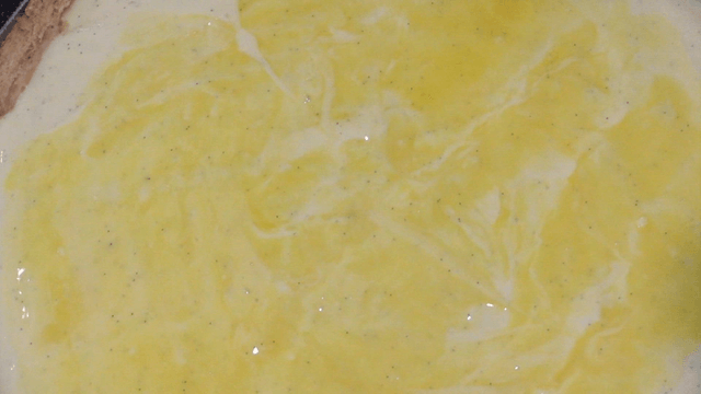 Smooth pie cream brushed with egg wash