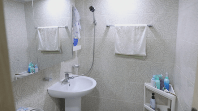 Clean and organized bathroom