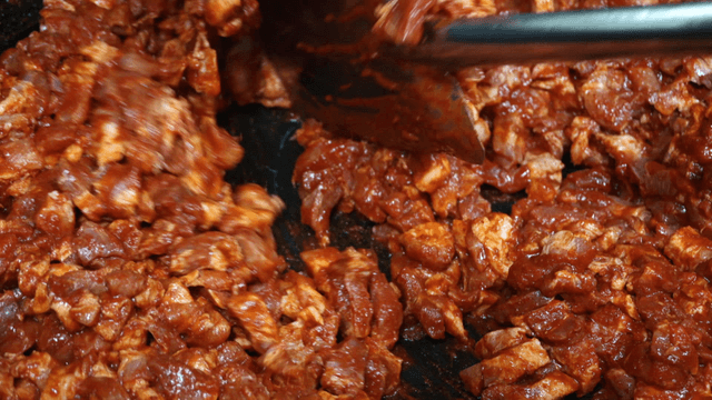 Marinated pork mixed with shovel