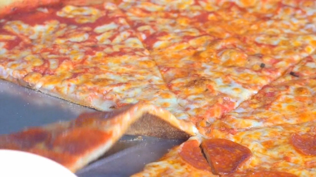 A freshly baked pepperoni pizza