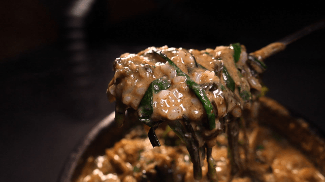 Rich loach soup mixed with rice