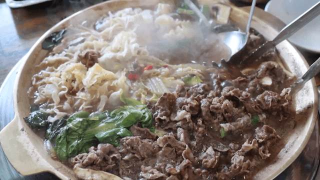 Korean hot pot with beef and vegetables