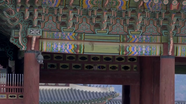 Detailed design of a traditional Korean palace